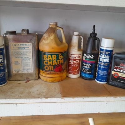 Tool chemicals Hydraulic jack oil, bar and chain oil, etc.