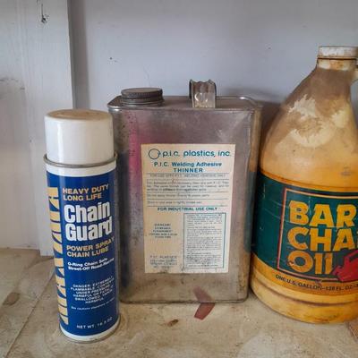 Tool chemicals Hydraulic jack oil, bar and chain oil, etc.