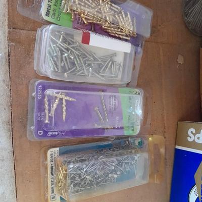 Home hardware, nuts, bolts, screws, nails and much more !