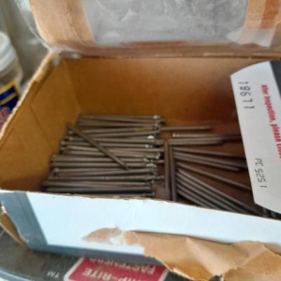 Home hardware, nuts, bolts, screws, nails and much more !