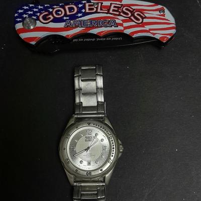 Men's faded Glory wristwatch and God Bless America Pocketknife