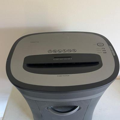 OFFICE MAX Paper Shredder OM02750