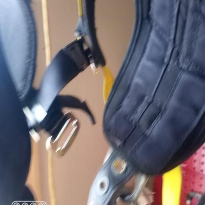 SafeWaze Pro+ Fall Arrest Harness Large?