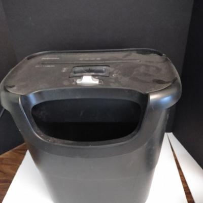 Fellowes Office Paper shredder