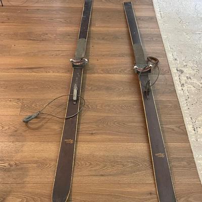 Antique Handcrafted Hohnberg Skis - Spezial Schichten