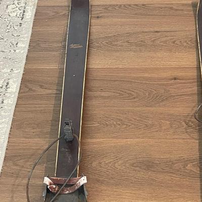 Antique Handcrafted Hohnberg Skis - Spezial Schichten