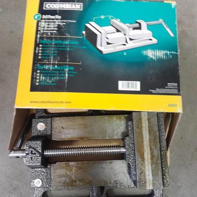 Milwaukee Corded drill with drill press vise