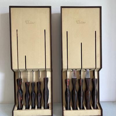 Vintage CUTCO Wall Hanging Knife Pair