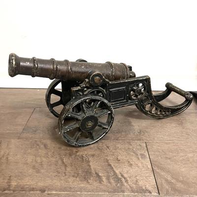 Large Cast Iron? Model Canon