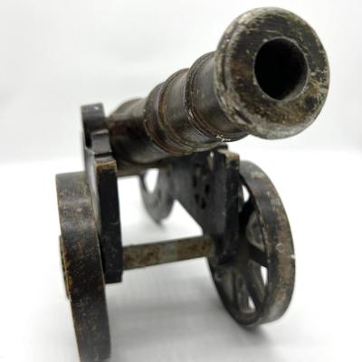 Large Cast Iron? Model Canon
