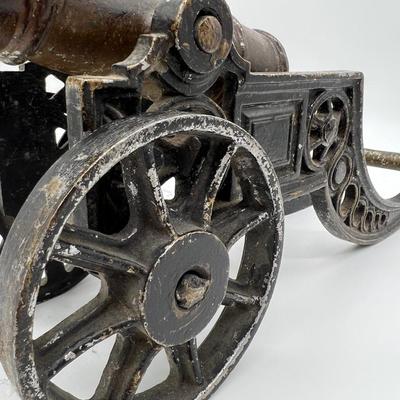Large Cast Iron? Model Canon