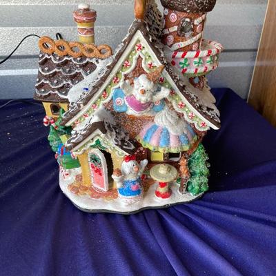FIBER OPTIC CHRISTMAS COTTAGE AND SPARKLING FOLIAGE