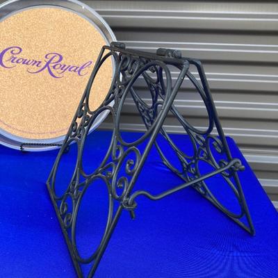 BAR LOT OR WINE LOT, DECANTERS AND OTHER GOODIES