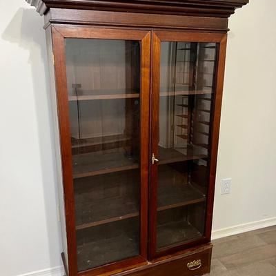 Display Cabinet *Read Details