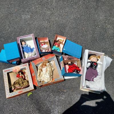 Vintage Lot of Dolls