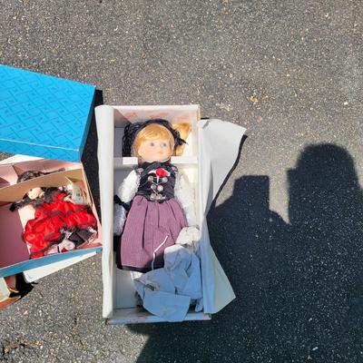 Vintage Lot of Dolls