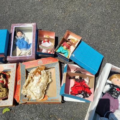 Vintage Lot of Dolls