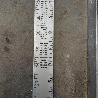 Hammer, Level, tape measure, and other tools