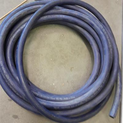 Air compressor hoses, attachments, and other pneumatic items