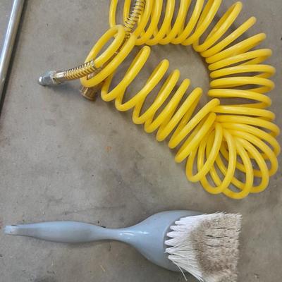 Air compressor hoses, attachments, and other pneumatic items