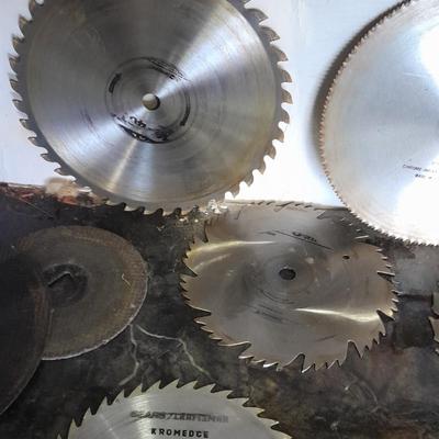 Variety of different sized saw blades