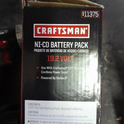 Craftsman 19,2 volt battery pack with Craftsman 3/8 in Drill 19.2 volts