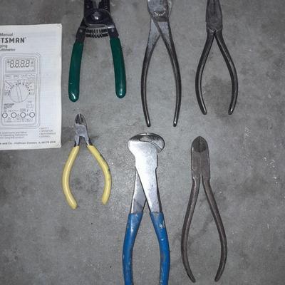 Craftsman multi meter with an assortment of wire snips and cutters