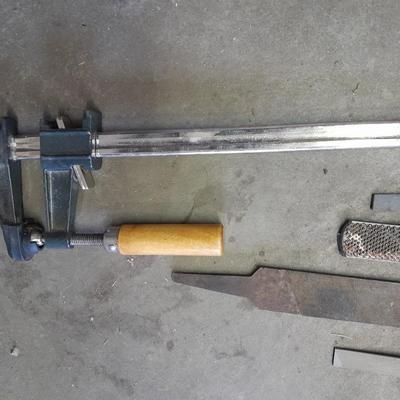 Bar clamp, and several files