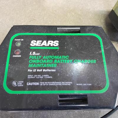 Sears 1.5 amp fully automatic onboard battery Charger Maintainer for 12-volt batteries