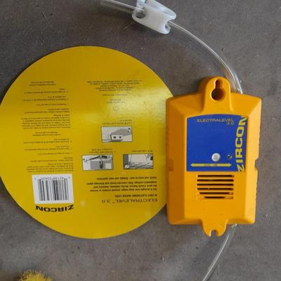Zircon level, with an assortment of hand tools level, 15" prybar, brushes and more