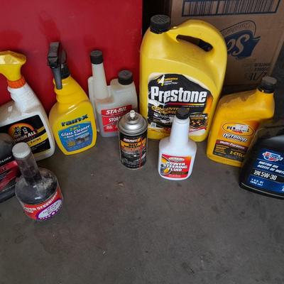 Automotive Chemicals and cleaning brush