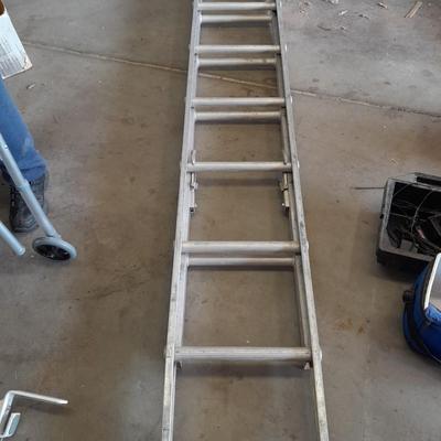 12' Aluminum extension ladder