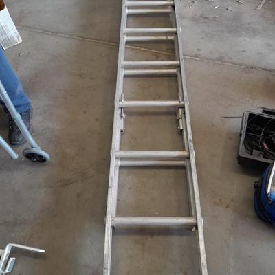 12' Aluminum extension ladder