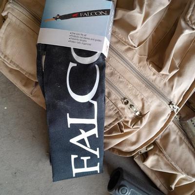 FISHING - River run XXL fishing vest, cooler, drink cooler and rod holders