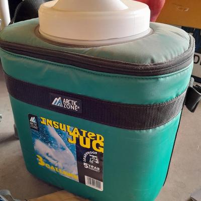 FISHING - River run XXL fishing vest, cooler, drink cooler and rod holders