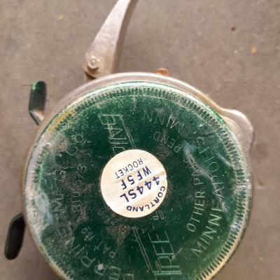 FISHING - Fishing pole reels