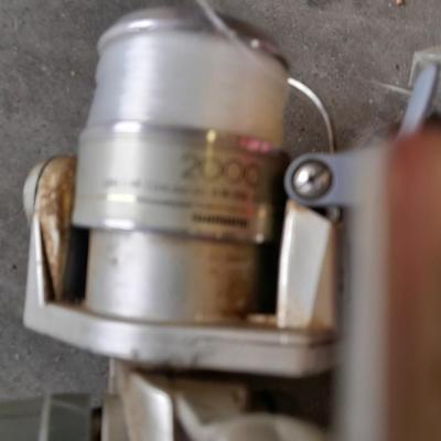 FISHING - Fishing pole reels