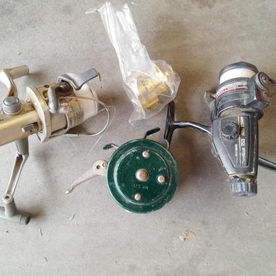 FISHING - Fishing pole reels