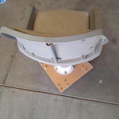 Boat seat stool, with battery-operated bottom-line side/ fish finder