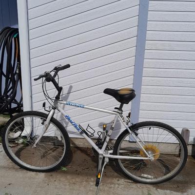 Women's Specialized Hard Rock bicycle