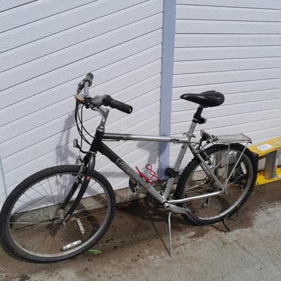 Specialized Expedition Bicycle premium aluminum