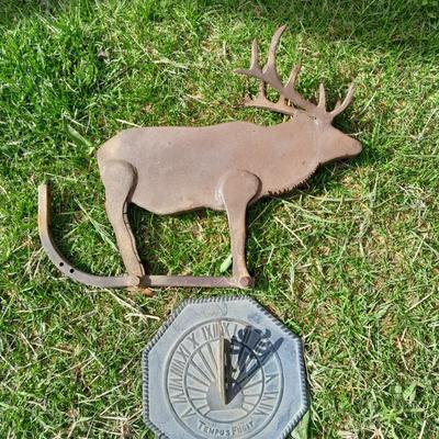 Metal elk Yard decor with metal Sundial