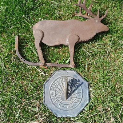 Metal elk Yard decor with metal Sundial