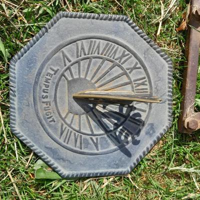 Metal elk Yard decor with metal Sundial