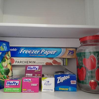 Kitchen storage bags and freezer paper