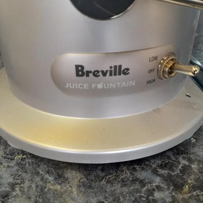 Breville Juice fountain Juicer Model JE98XL