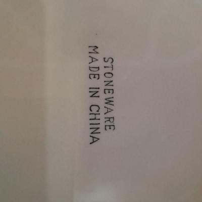 New Gibson casual holland 16-piece stoneware set, service for 4