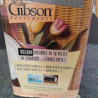 New Gibson casual holland 16-piece stoneware set, service for 4