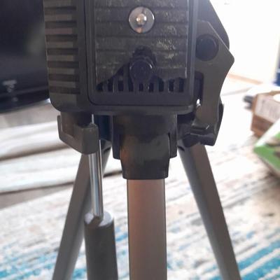 Titan II QT 11-350 Weekender camera Tripod