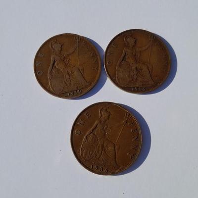 Three Georgievs Dei Gra British coins